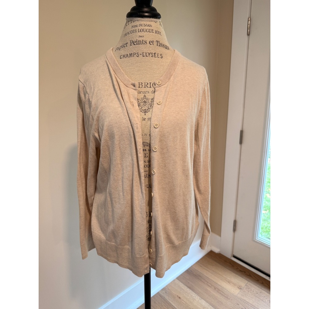 Torrid Women's Beige Button Up‎ Cardigan Size 0
